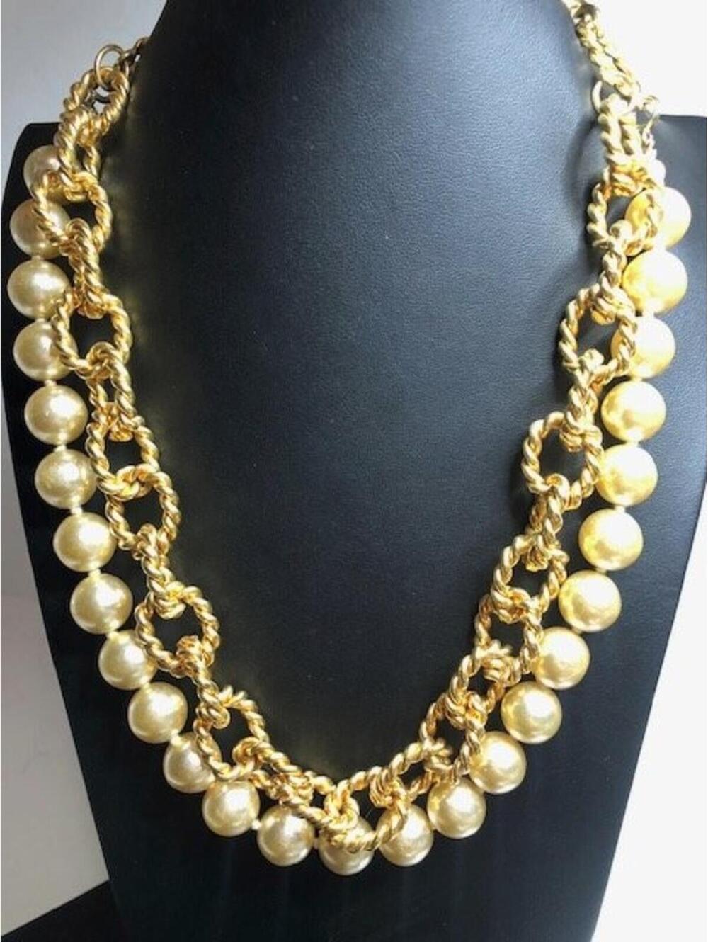 8839 Erwin Pearl Gold Tone twist Chain dramatic Necklace Large Faux Pearls